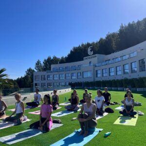 yoga day hotel syncrosfera